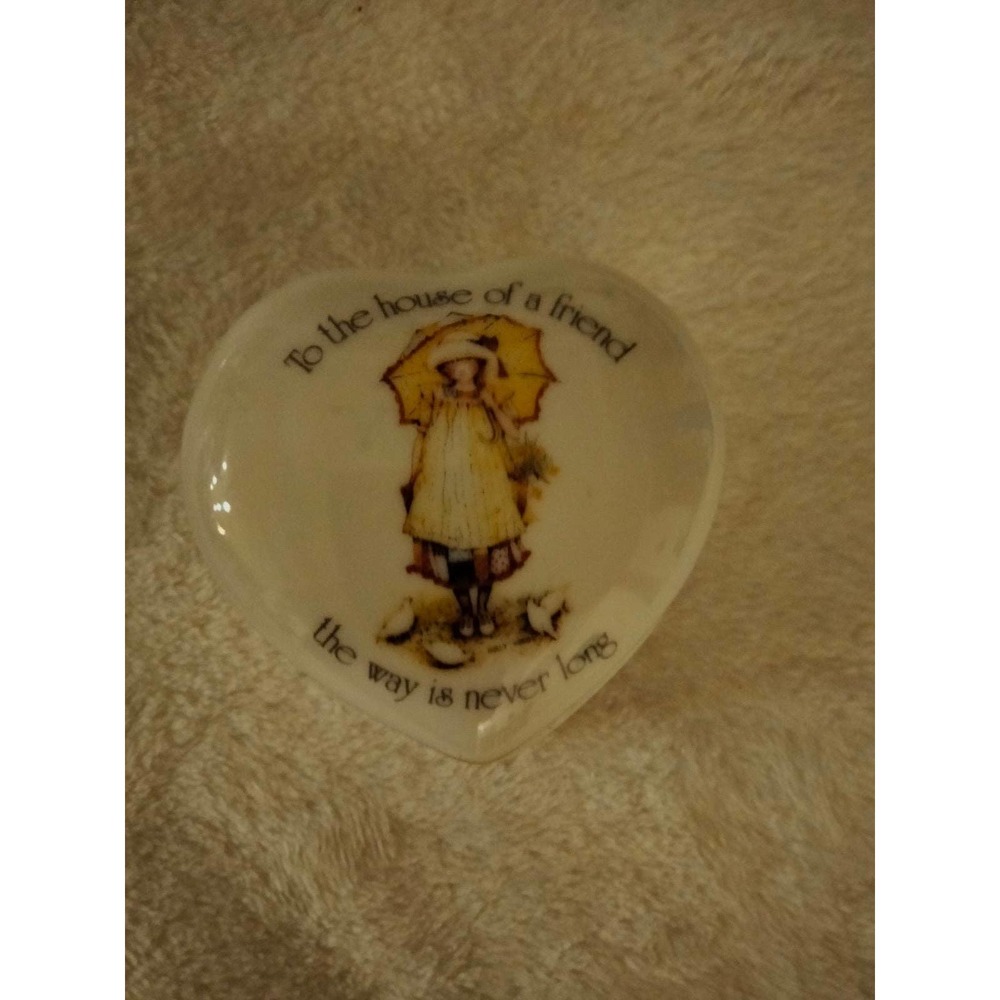 Porcelain heart -friendship Holly Hobbie trinket box- 3x3 inches